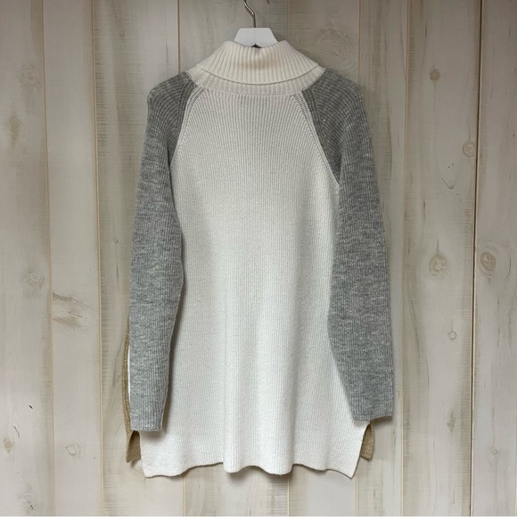 Lane Bryant White Gray Tan Colorblock Turtleneck Tunic Sweater Sz 22/24 - Picture 2 of 7